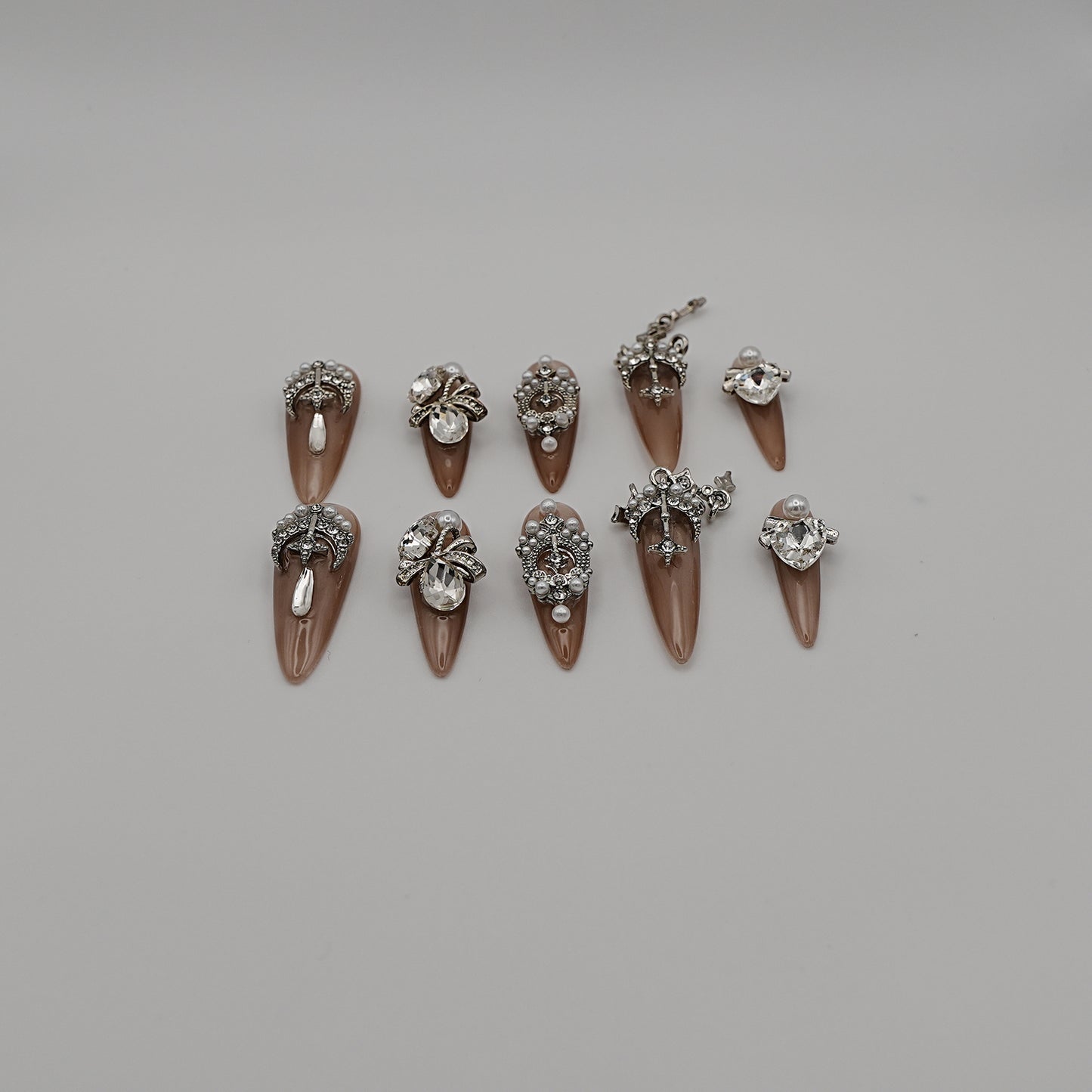 Nude Luxury Crystal Press-On Nails – Champagne Pearl & Gemstone Design