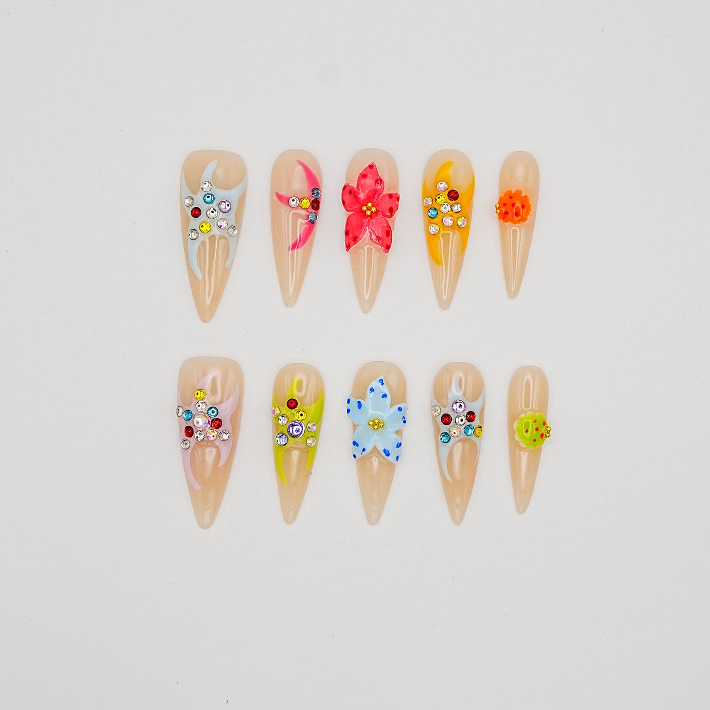 Starfish Gem – Transparent Nude Press-Ons with Painted Sea Stars & Colored Gems
