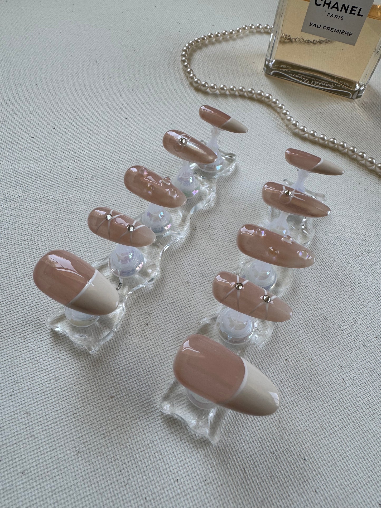 Dewdrop Kiss – Nude French with Bow and Waterdrop Accents