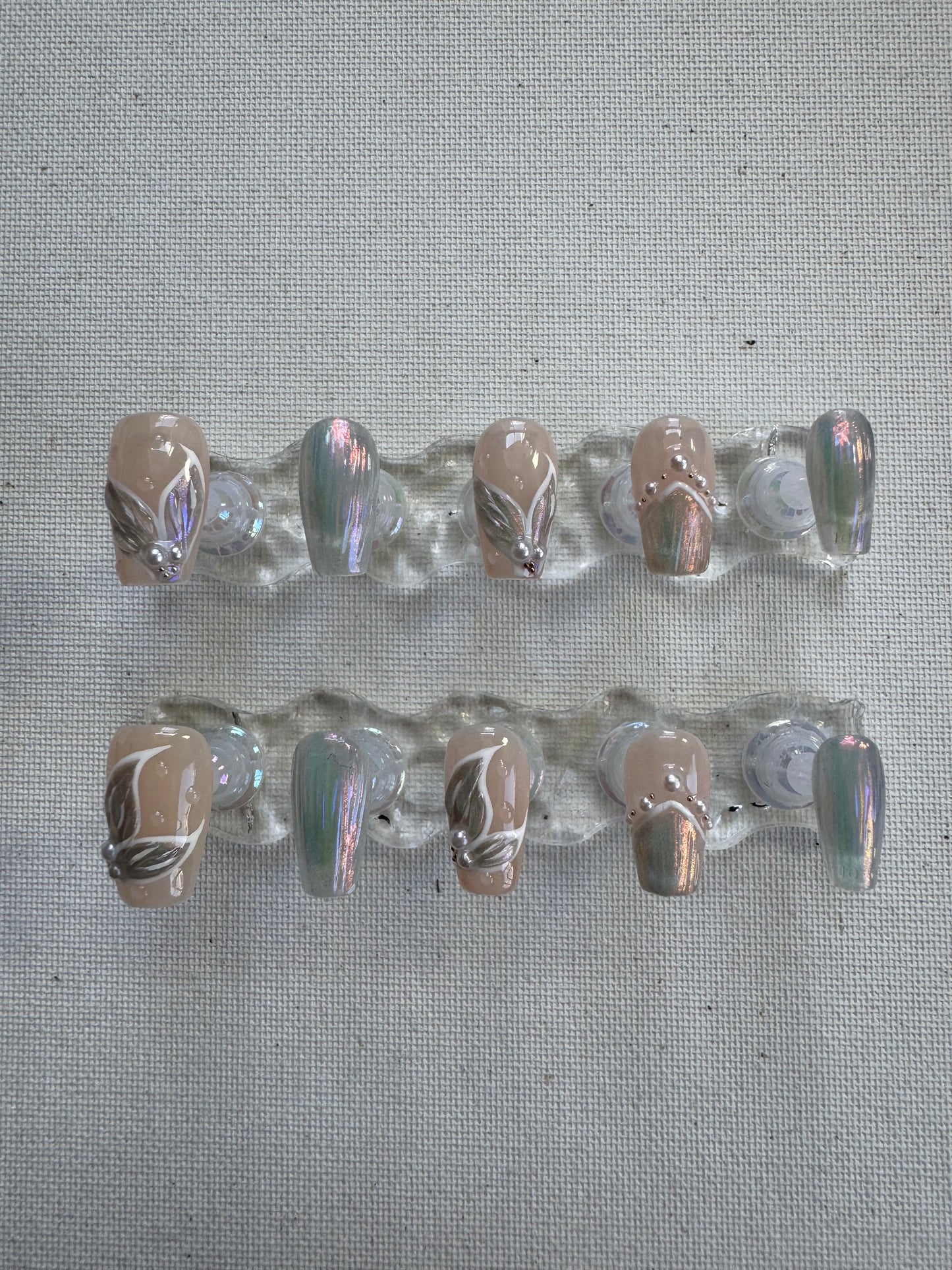 Aqua Muse – 3D Aurora Nails with Iridescent Pearls