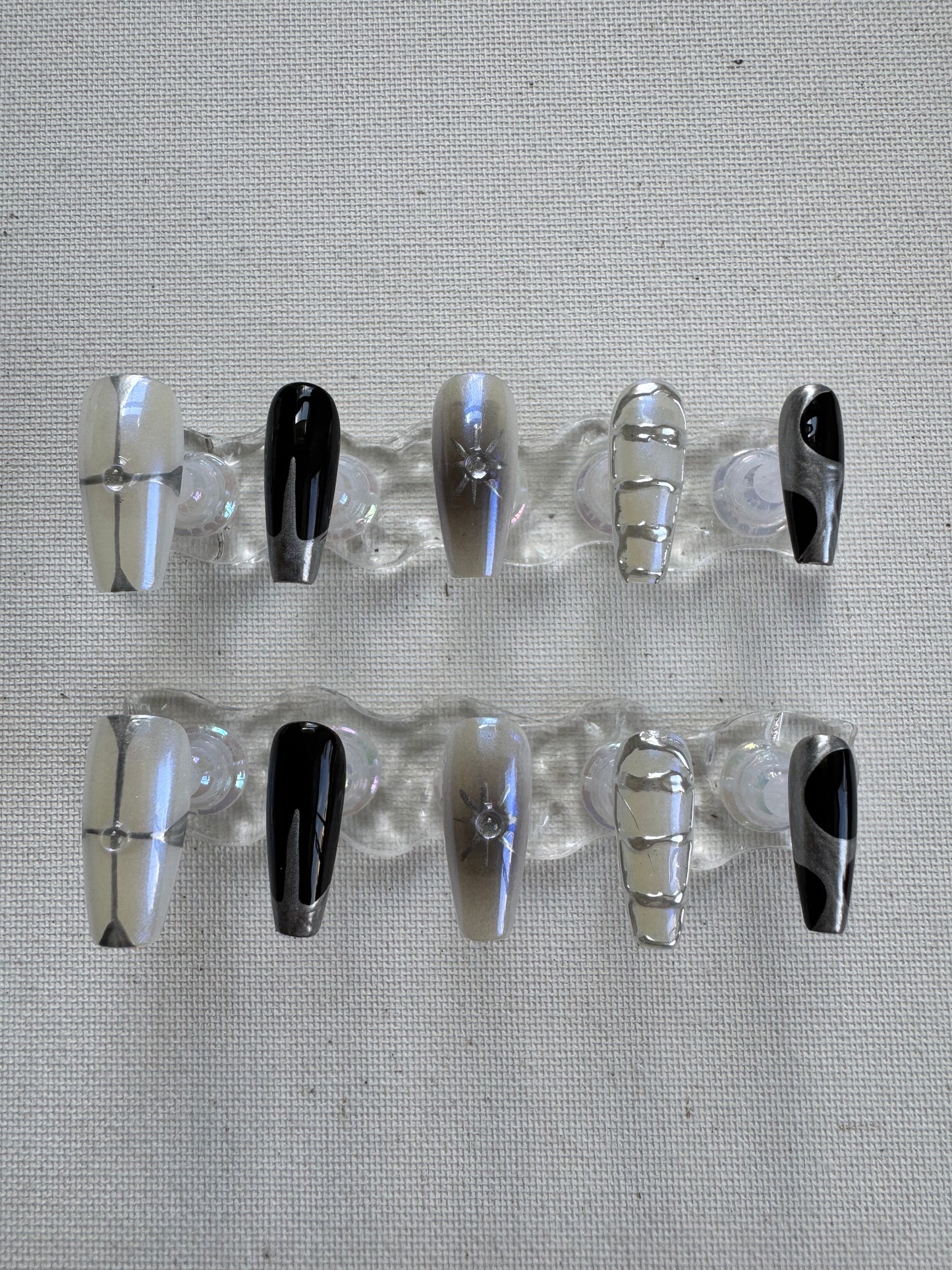 X Cosmic Wire – Black & Silver 3D Aurora Line Press-On Nails