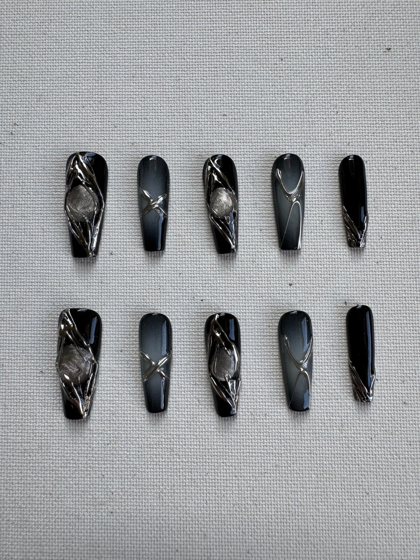 Cyber Circuit – 3D Chrome Lines Press-On Nails in Black & Silver