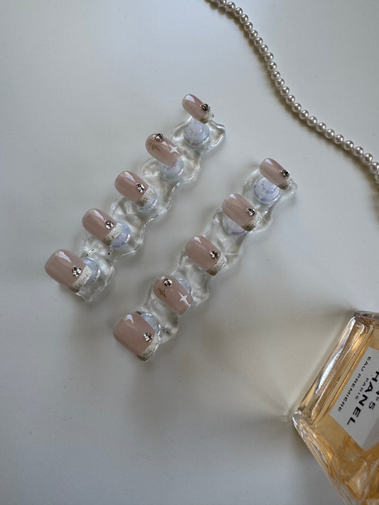 Radiant Nude – French Press-On Nails encrusted with Rhinestones