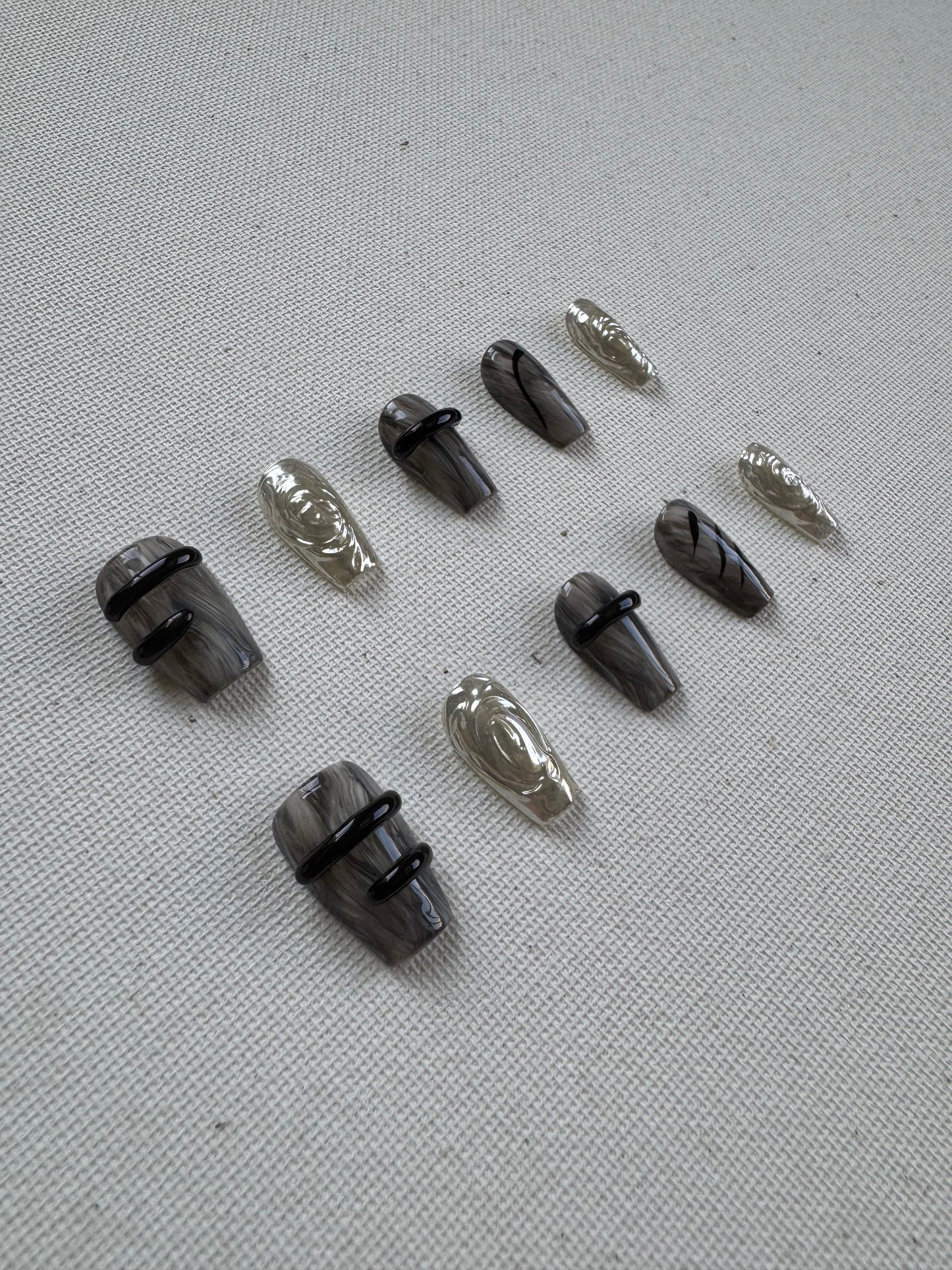 Shadow Gleam – Black & Silver Smoke Press-On Nails with 3D Lines
