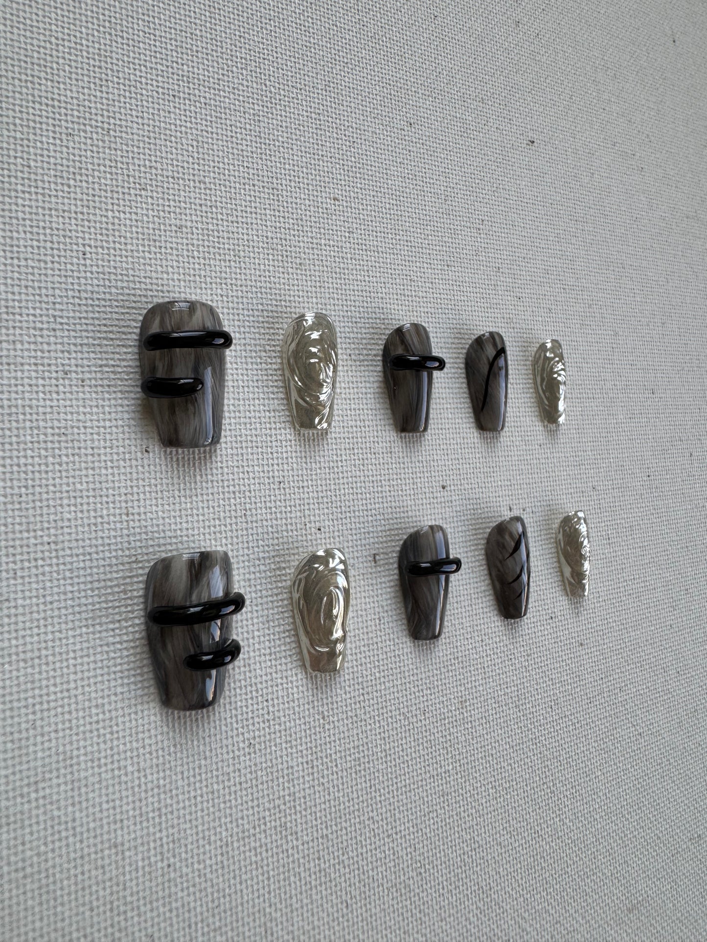 Shadow Gleam – Black & Silver Smoke Press-On Nails with 3D Lines